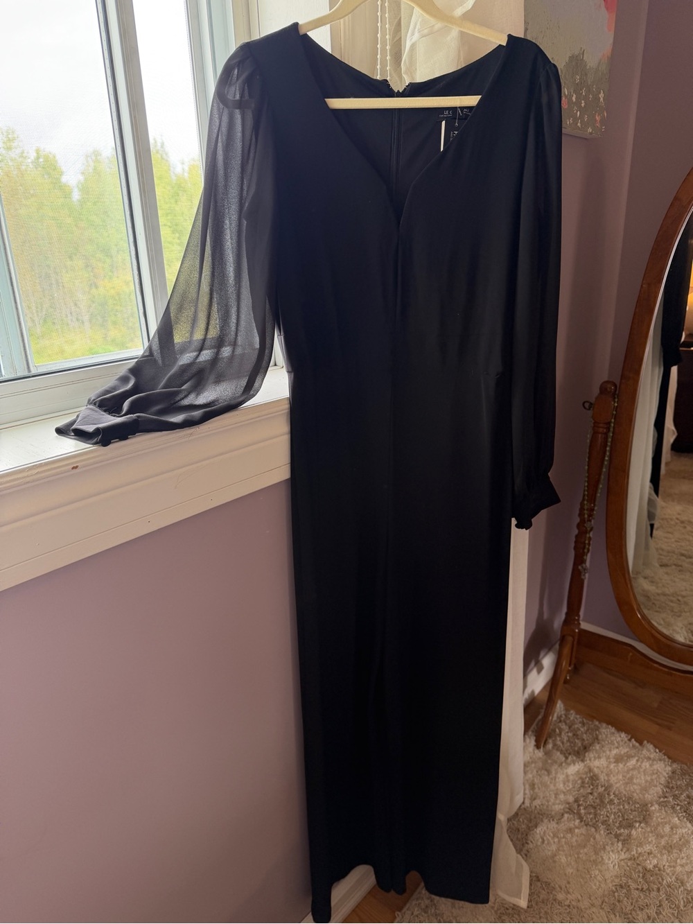 Elegant Black Long-Sleeve V-Neck pant suit